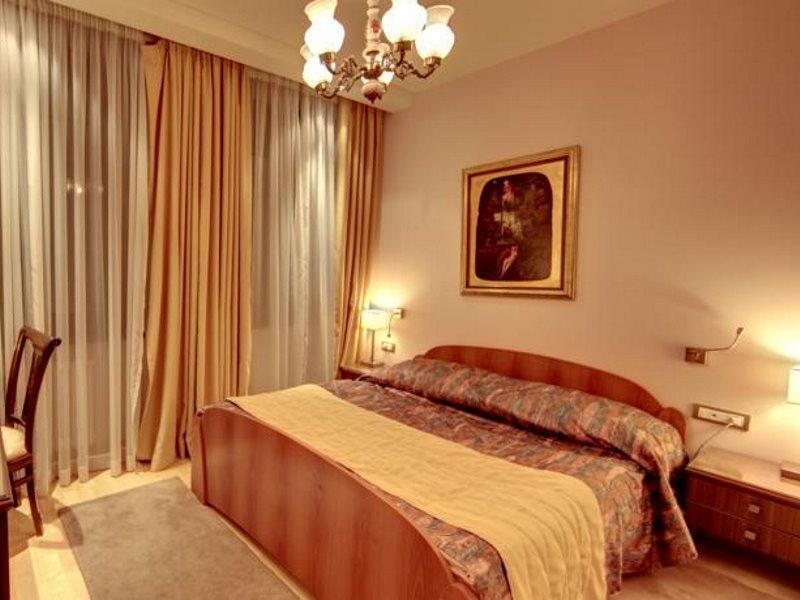 Hotel Majestic เบลเกรด ภายนอก รูปภาพ